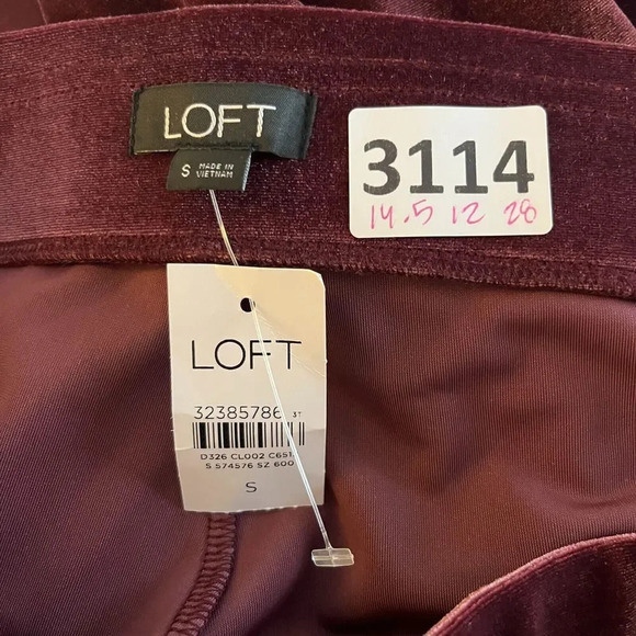 Loft Womens Maroon Velvet Ankle Pants Small High Rise Straight Pull On NWT - Picture 2 of 9